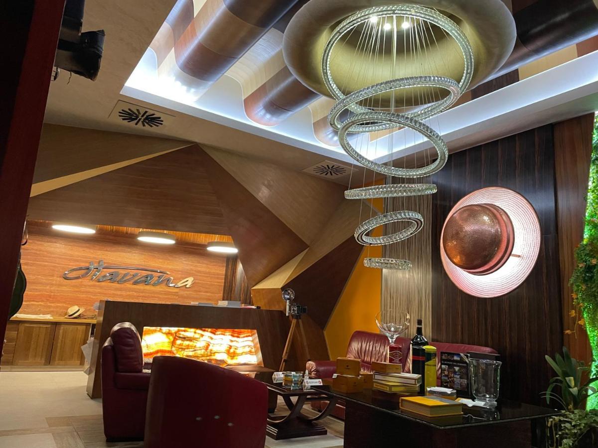 Hotel Havana Loznica Eksteriør bilde